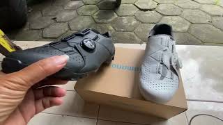 unboxing dan review singkat sepatu mtb shimano xc3 dan pedal me700