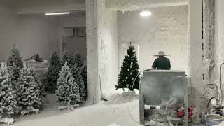 Christmas Tree Flocking Processing