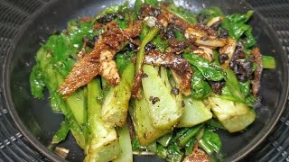 ［豆豉鲮鱼油麦菜］Sautéed Lettuce with Diced Fish in Black Bean Sauce 茶餐厅做的为什么总比家里的好吃，你增加一个操作步骤，立刻好吃到起飞🛫