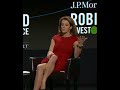 stephanie ruhle double crossed legs