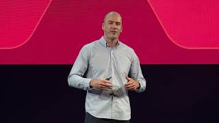 Keynote: Building Intelligent Systems on Real-time Data