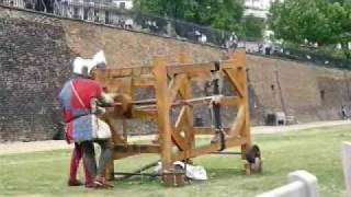 Firing a ballista at the Tower of London