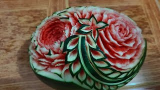 watermelon carving.the different twin flowers.