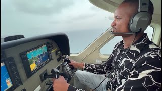 WATCH!Pilot Babu Owino flying Raila Odinga the 6th & Uhuru Kenyatta  from Taita Taveta.