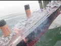 Model Titanic Sinks & Splits Model Titanic Sinks & Splits