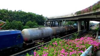 {CNR} No.45709 Freight Train (HXD1C 0095) meet K82 passenger train (HXD1D) @ Tangxi Station