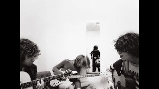 The Kooks - She Moves In Her Own Way