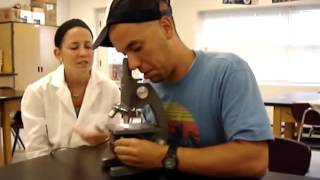 how to incorrectly use a microscope