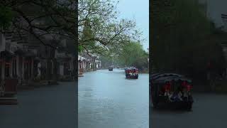 江南煙雨：古橋、流水與詩意的邂逅  Misty Rain of Jiangnan: Ancient Bridges, Flowing Water, and Poetic Charm #烟雨江南