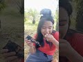 Gadis Dayak masak jamur kerang dalam bambu di hutan Kalimantan part 2