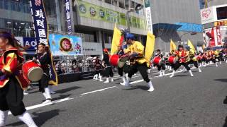 琉球國祭り太鼓 (瀧落し) in 新宿エイサーまつり 2014