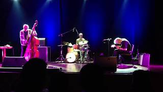 Marc Ribot Trio - Marc Ribot, Henry Grimes, Chad Taylor