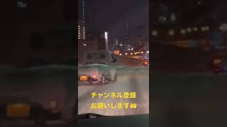 道路が凍って滑りまくる軽トラ😂😂#shorts