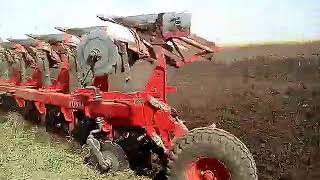 Massey Ferguson 8480 Szántás a Kengyeli Határban