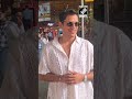 Dapper Vijay Verma wows fans at Mumbai Airport