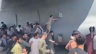 KABUL | Varios muertos mientras intentaban subirse a un avión y escapar de los talibanes