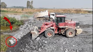 Great Activities Good Video Power Wheel Loader Move Rock In Mud With Many Dump truck