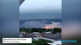 A supercell thunderstorm in Treinta y Tres, Uruguay