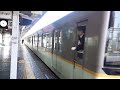 川の上に浮かぶ阪神武庫川駅