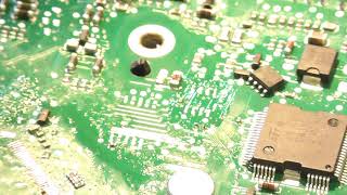 How to desolder and solder EEPROM and other chips. Brief demonstration...