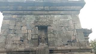 CANDI BADUT (1), PRASASTI DINOYO, DEWASINGHA, LISWA, GAJAYANA