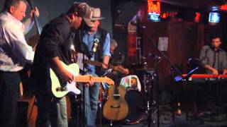 1025 005 Station Inn 03 23 2011 Shawn Camp EP005