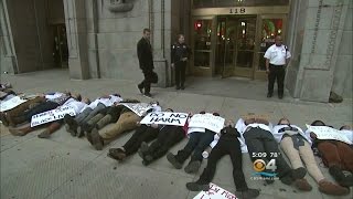 Protesters Demand Chicago Mayor's Resignation