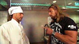 Triple H finds Shawn Michaels working in a cafeteria: Raw, Aug. 10, 2009