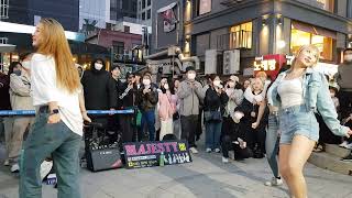 20230318 hongdae busking 미녀댄스팀 메이져스티(MAJESTY) 02 - ANTIFRAGILE _ LE SSERAFIM