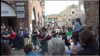 IN FESTA CON GLI ALPINI