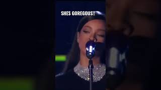 Rihanna PROVING she can sing with GORGEOUS vocals!