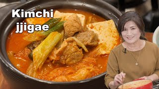Kimchi jjigae (김치찌개)