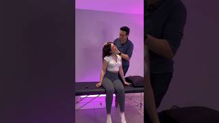 LAUREN ALEXIS CHIROPRACTOR 😲 NECK CRACK #shorts