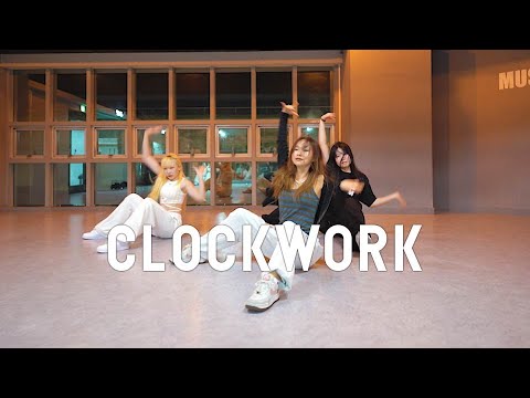 Stefflon Don Spice Clockwork Choreography Solarpark Youtube