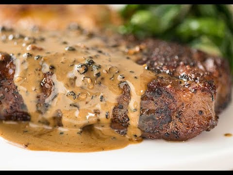 Steak with Creamy Peppercorn Sauce Steak with Creamy Peppercorn Sauce