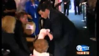 Nancy Reagan stumble and fall at event