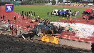 Dua helikopter terhempas selepas berlanggar di udara