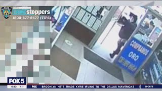 Jewelry store robber opens fire