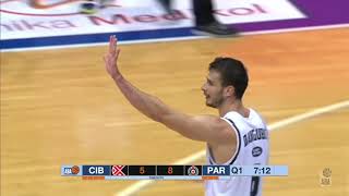 Nemanja Dangubić dunks on fast break! (Cibona - Partizan NIS, 14.11.2020)