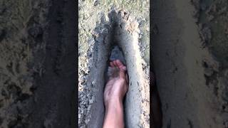 Came Water From Sand #survival #camping #lifehacks #outdoors #bushcraftsurvival