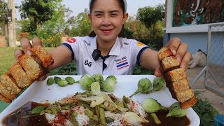 ข้าวปุ้นซาวอุบล เส้นสดนัวน้ำปลาร้าแกล้มหมูกรอบ