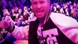 Brian littrell singing to Britney spears hit me baby one more time