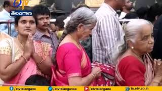 Huge Crowd of Devotees Rush | During Sunday | at Yadadri Temple