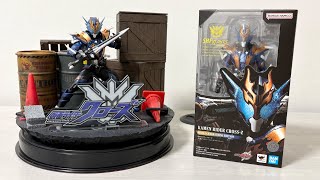 【改良】仮面ライダークローズ 平成ジェネレーションズエディション フィギュアーツをジオラマ台座と一緒にレビュー！〇〇の色が良くなってる？！#フィギュアーツ#仮面ライダービルド #仮面ライダークローズ