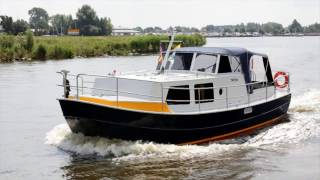 De Schiffart yachtcharter - Brûzer Triton - Motorboot huren in Friesland