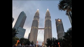 Petronas twin tower and Suria KLCC tour in Kuala Lumpur