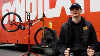 Pro Mechanic Reveals Top Tubeless Tyre Sealant Tips | Santa Cruz Syndicate!