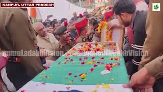 Last respect paid to #martyr Naik Karan Kumar, who sacrifice their life in the #PoonchTerrorAttack