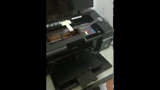 how to refill box color to printers(របៀបចុចទាញទឹកថ្នាំចូលព្រីនធឺ)