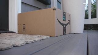 Amazon opens logistics network to other firms in growth bid